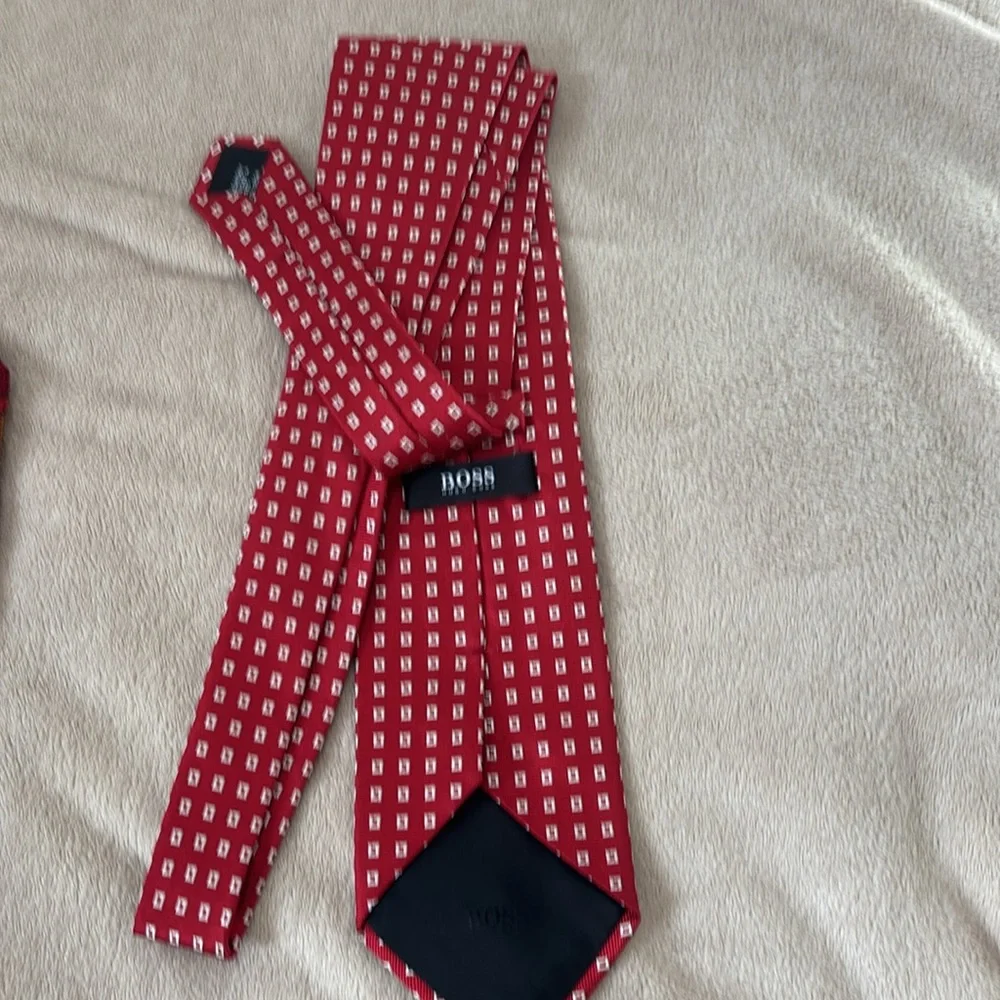 DONATED MARCH 2026
THANKS FOR LOOKING 
LOVE TO CONSIGNMENT SHOPPERS - Picture 3 of 3